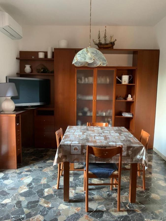 Comfortable Room Suitable 1-2 Pax بولونيا المظهر الخارجي الصورة